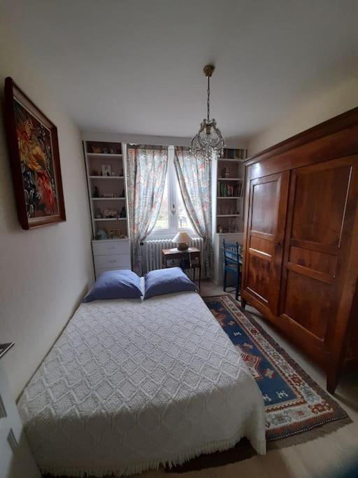 Les Abelias Bed & Breakfast Hauterive  ภายนอก รูปภาพ