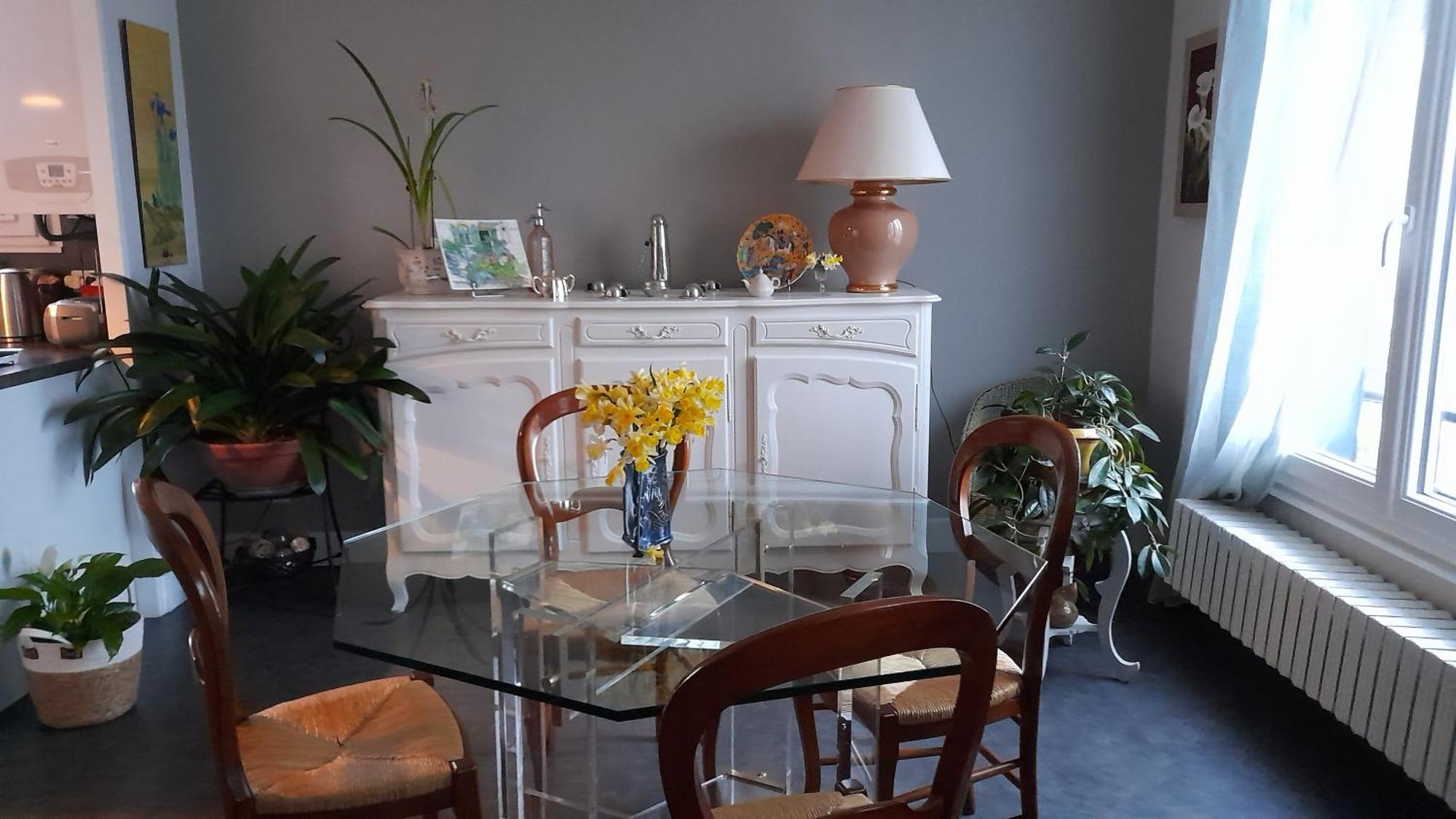Les Abelias Bed & Breakfast Hauterive  ภายนอก รูปภาพ